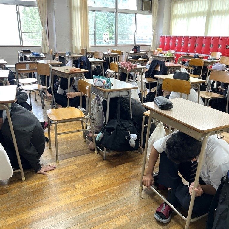 避難訓練と高校総体壮行会を実施