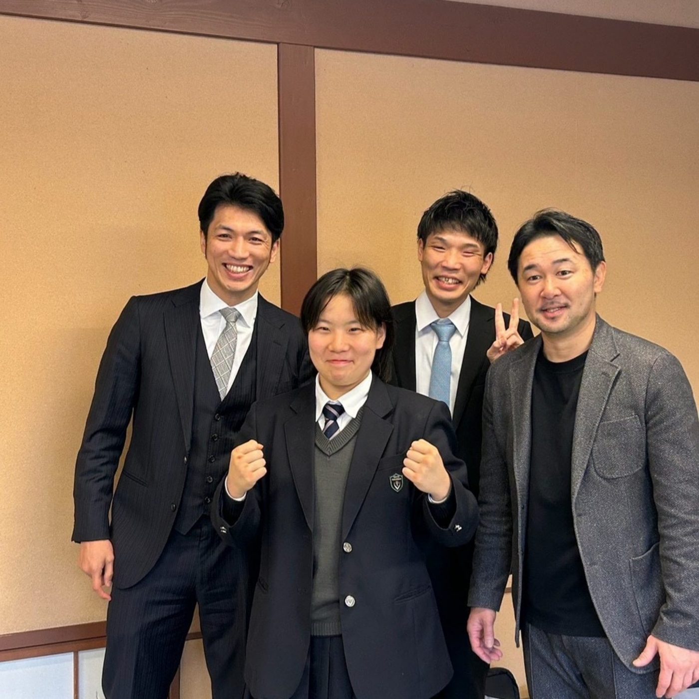 卒部式に世界チャンピオンが来てくれました：ボクシング部