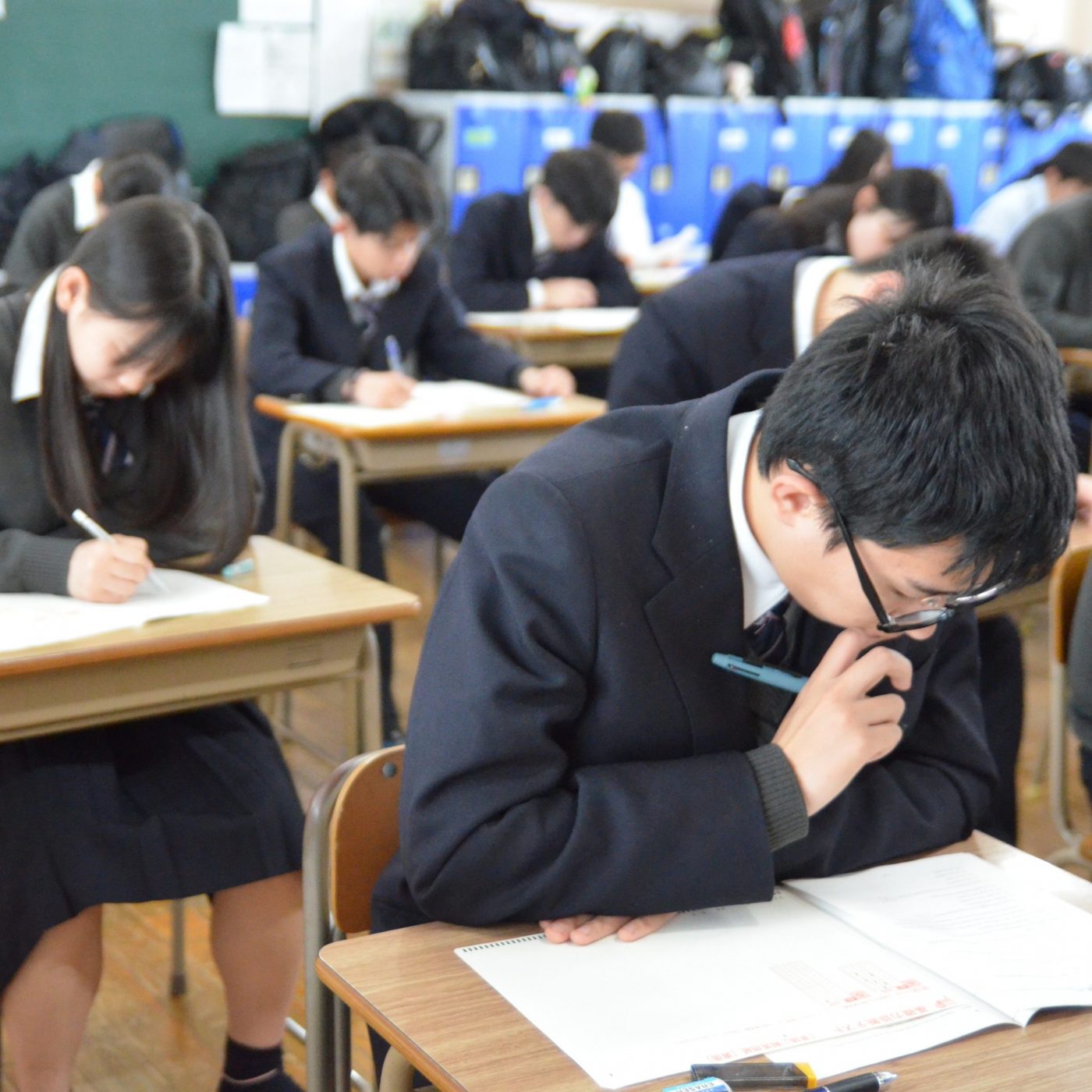 夢の実現へ！2・3年生が模擬試験に挑戦