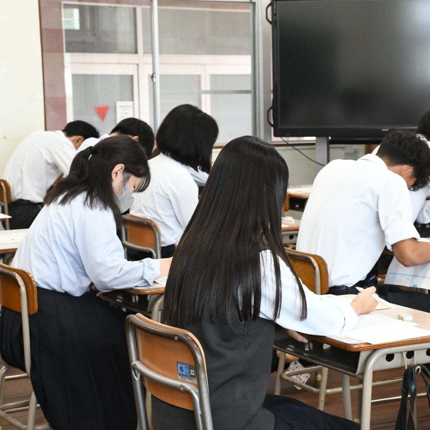 校内で模試を受験しました。